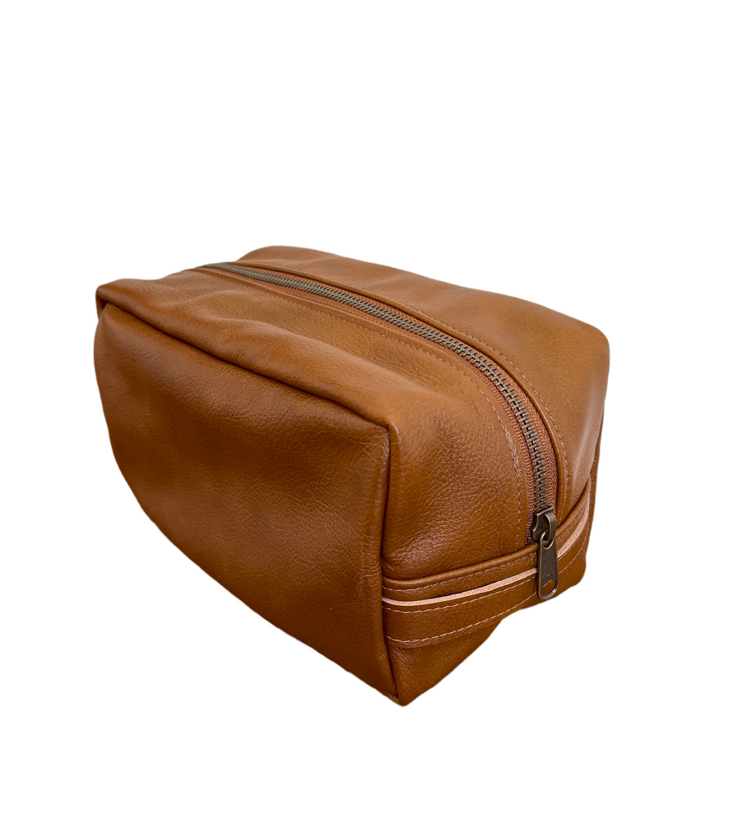 THE DOPP KIT